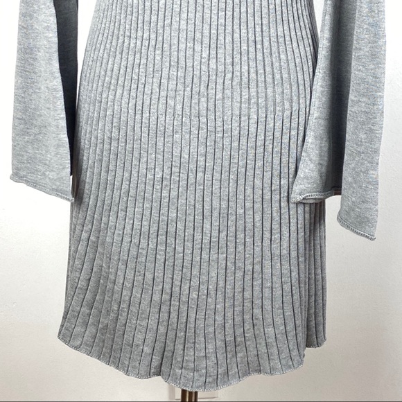 Du Jour Bell Sleeve Cardigan Sweater gray buttons - Picture 6 of 8